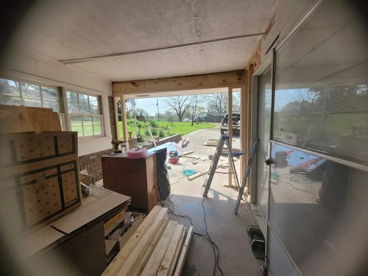 Air movers and dehumidifier for Water Mitigation Services in Odenton